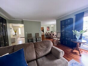 1760 Trailwood Path in Bloomfield Hills, MI - Foto de edificio - Building Photo