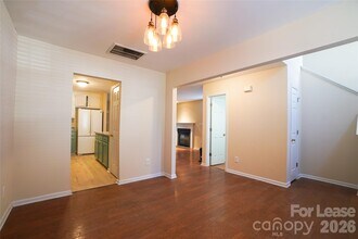 214 Howe St in Belmont, NC - Building Photo - Building Photo