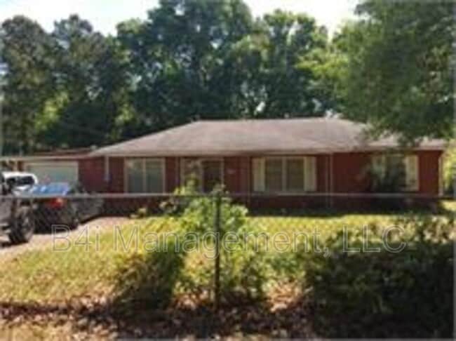 property at 1108 George Cir