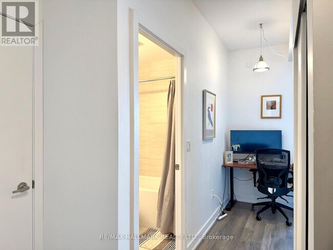 630 Greenwood Ave in Toronto, ON - Building Photo - Building Photo