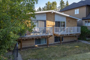 114 38A Av SW Apartments