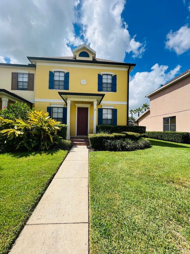 property at 4026 Hunters Park Ln