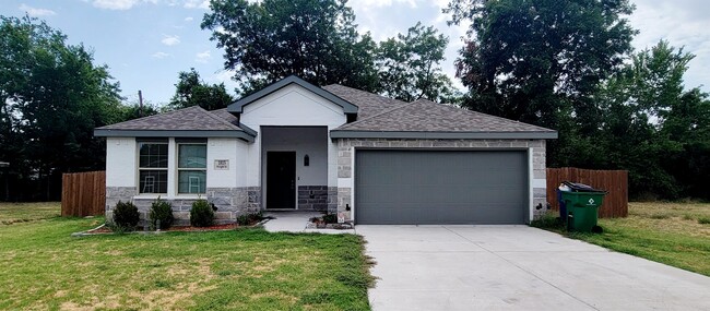 property at 1815 Wright St