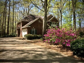 Beautiful Home in Asheton Park - SUBLEASE in Auburn, AL - Building Photo - Building Photo