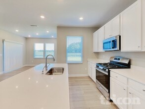 4740 W Mineral Ln in New Palestine, IN - Building Photo - Building Photo