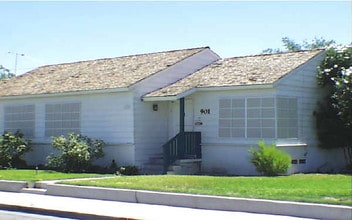 Nolana Apartments in Las Vegas, NV - Foto de edificio - Building Photo