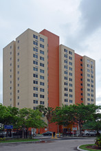 Peninsula Housing in Miami, FL - Building Photo - Building Photo