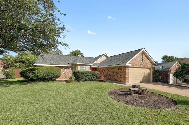 1813 Lion-Heart Dr in Cedar Park, TX - Building Photo - Building Photo