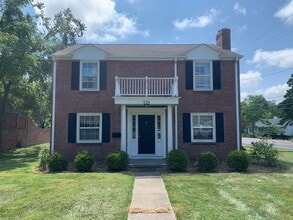 918 W Stewart Rd in Columbia, MO - Building Photo - Building Photo