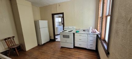 164 Dupont St, Unit 164 in Johnstown, PA - Foto de edificio - Building Photo