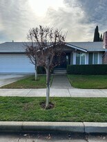 1080 Ayer Dr in Gilroy, CA - Building Photo