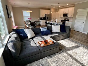 721 Scarsdale Ln in Danville, IN - Foto de edificio - Building Photo