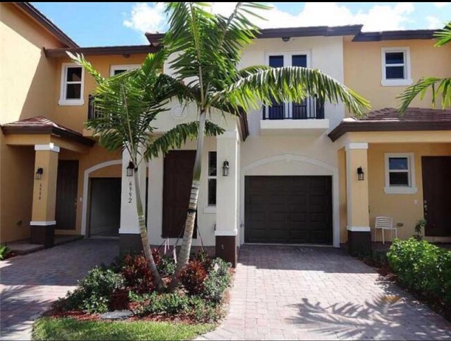 property at 6996 Long Pine Cir