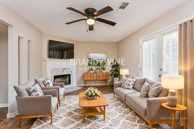 5222 Biffle Rd in Stone Mountain, GA - Building Photo - Building Photo