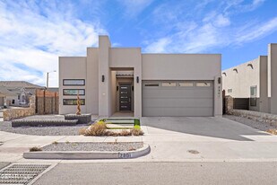 2801 Tierra Garden Dr in El Paso, TX - Building Photo