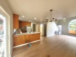 1424 Toledo St in Bellingham, WA - Building Photo - Building Photo