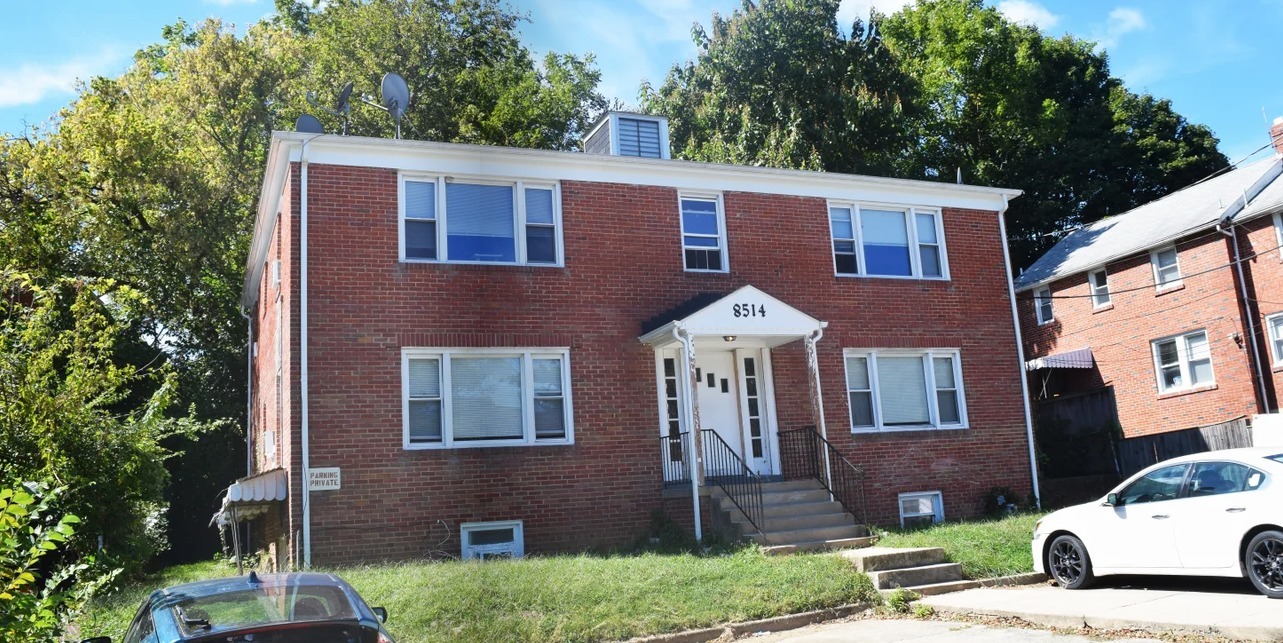 8514 Glenview Ave in Silver Spring, MD - Building Photo