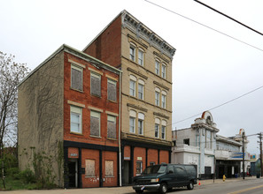 1510-1512 Central Ave in Cincinnati, OH - Foto de edificio - Building Photo