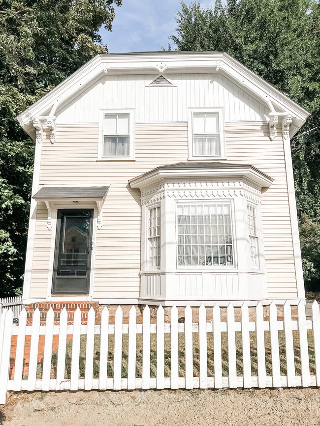 22 Marblehead St, Unit 2