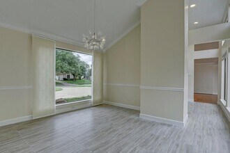 13819 Starhill Ct in Houston, TX - Building Photo - Building Photo