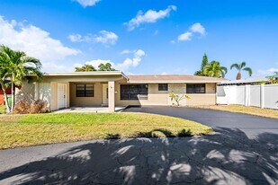 1601 NE 63rd St in Fort Lauderdale, FL - Building Photo