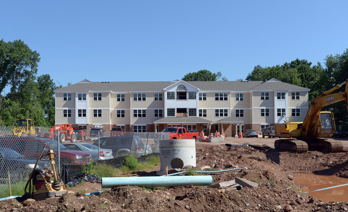 Krause Gardens in Manchester, CT - Foto de edificio