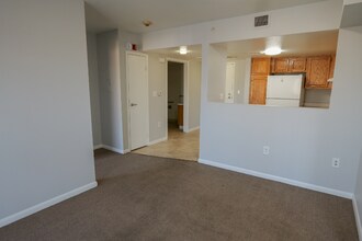 3280 N Downing St in Denver, CO - Building Photo - Building Photo