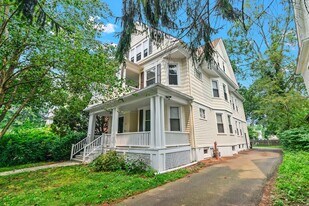 253 W Elm St in New Haven, CT - Building Photo