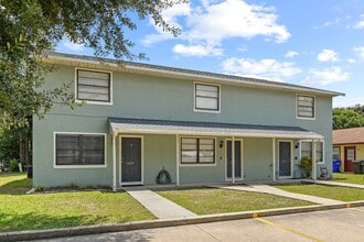 2017 N Kelley Ave in Kissimmee, FL - Building Photo - Building Photo