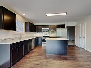 222 Rambling Rd in Greenfield, IN - Building Photo - Building Photo