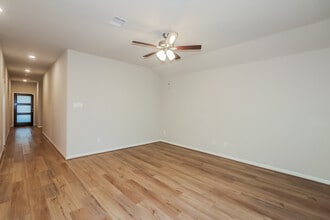 1022 Modesto Dr in Arcola, TX - Building Photo - Building Photo