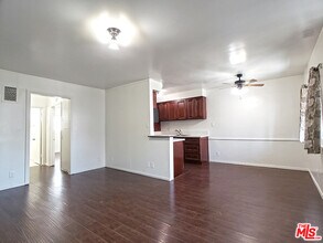 453 N Kingsley Dr-Unit -8 in Los Angeles, CA - Building Photo - Building Photo