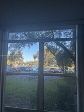3690 Inverrary Dr in Lauderhill, FL - Building Photo - Building Photo