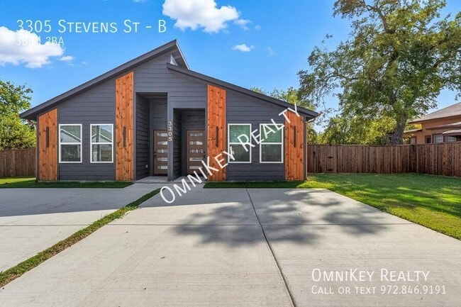 property at 3305 Stevens St