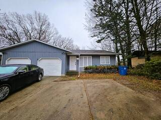property at 2580 32nd St SE