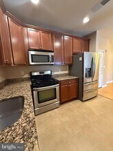 224 Breeders Cup Dr in Cherry Hill Township, NJ - Building Photo - Building Photo