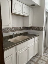 624 Dundee Ave in Waterloo, IA - Building Photo - Building Photo