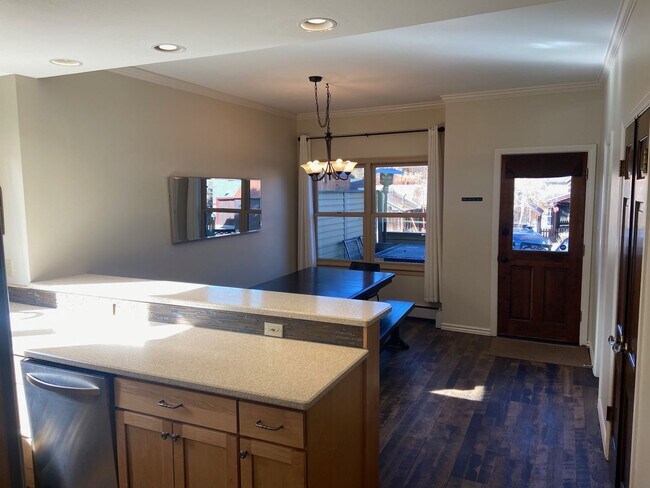 105 S High St in Breckenridge, CO - Building Photo - Building Photo
