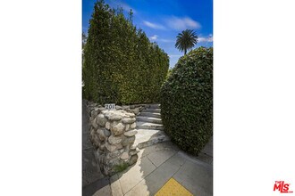 201 S Ave 55 in Los Angeles, CA - Building Photo - Building Photo