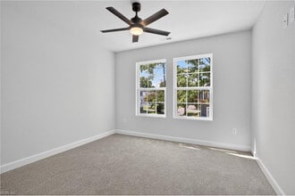 701 W 29th St in Norfolk, VA - Foto de edificio - Building Photo