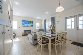 8410 Thomas Dr in Panama City Beach, FL - Building Photo - Building Photo