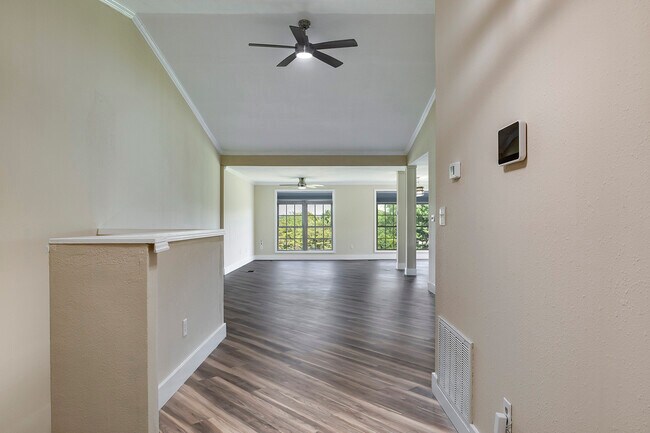 310 Dilegwa Way in Loudon, TN - Building Photo - Building Photo