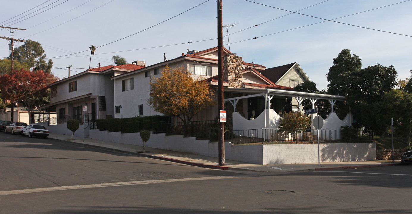 608 Toledo St in Los Angeles, CA - Building Photo