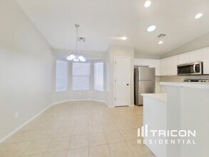 14131 W Corrine Dr in Surprise, AZ - Foto de edificio - Building Photo