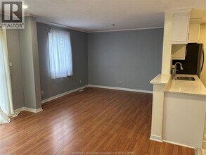 11836 Dove Ln in Windsor, ON - Building Photo - Building Photo