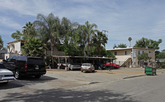 Fountain Manor in Riverside, CA - Foto de edificio - Building Photo