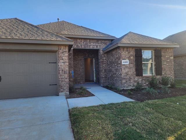 property at 1109 Dewy Glen Ln