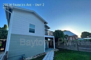 205 W Frances Ave in Tampa, FL - Building Photo