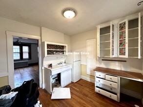 18 Lakeville Rd, Unit 15 in Boston, MA - Building Photo - Building Photo