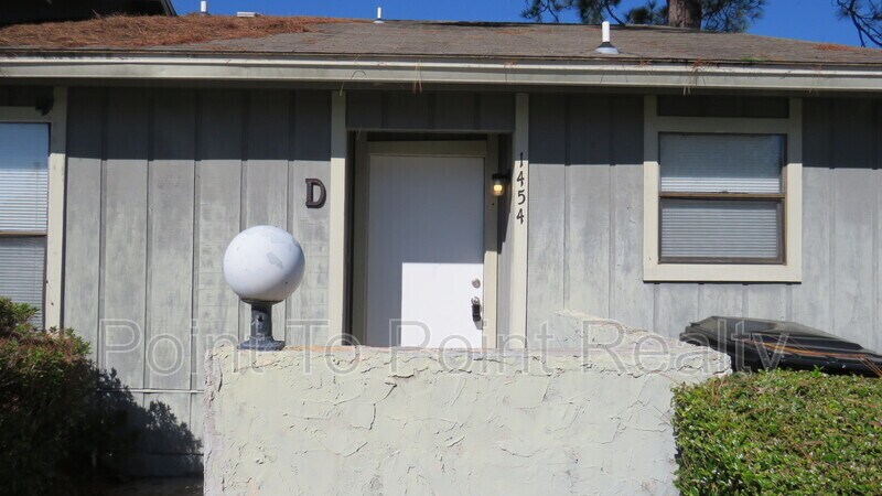 1454 Gifford Ave in Orange Park, FL - Building Photo